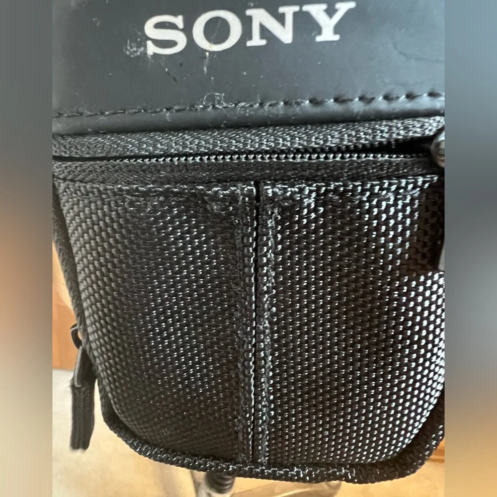 EUC Sony crossbody camera bag black